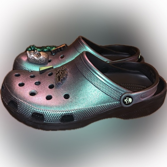 CROCS Harry Potter Men’s Iridescent The Dark Arts Lord Voldemort Foam Sandals 11 main image 8